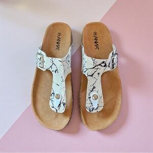 Anna Glory-200 Womens White Marble Print Thong Comfort Sandals Size 10 NEW